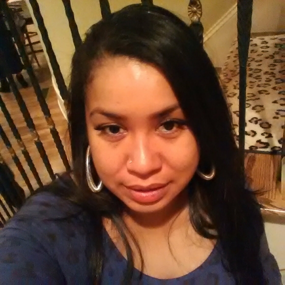 Meet your Posher, Mercedes - Picture 6 of 10